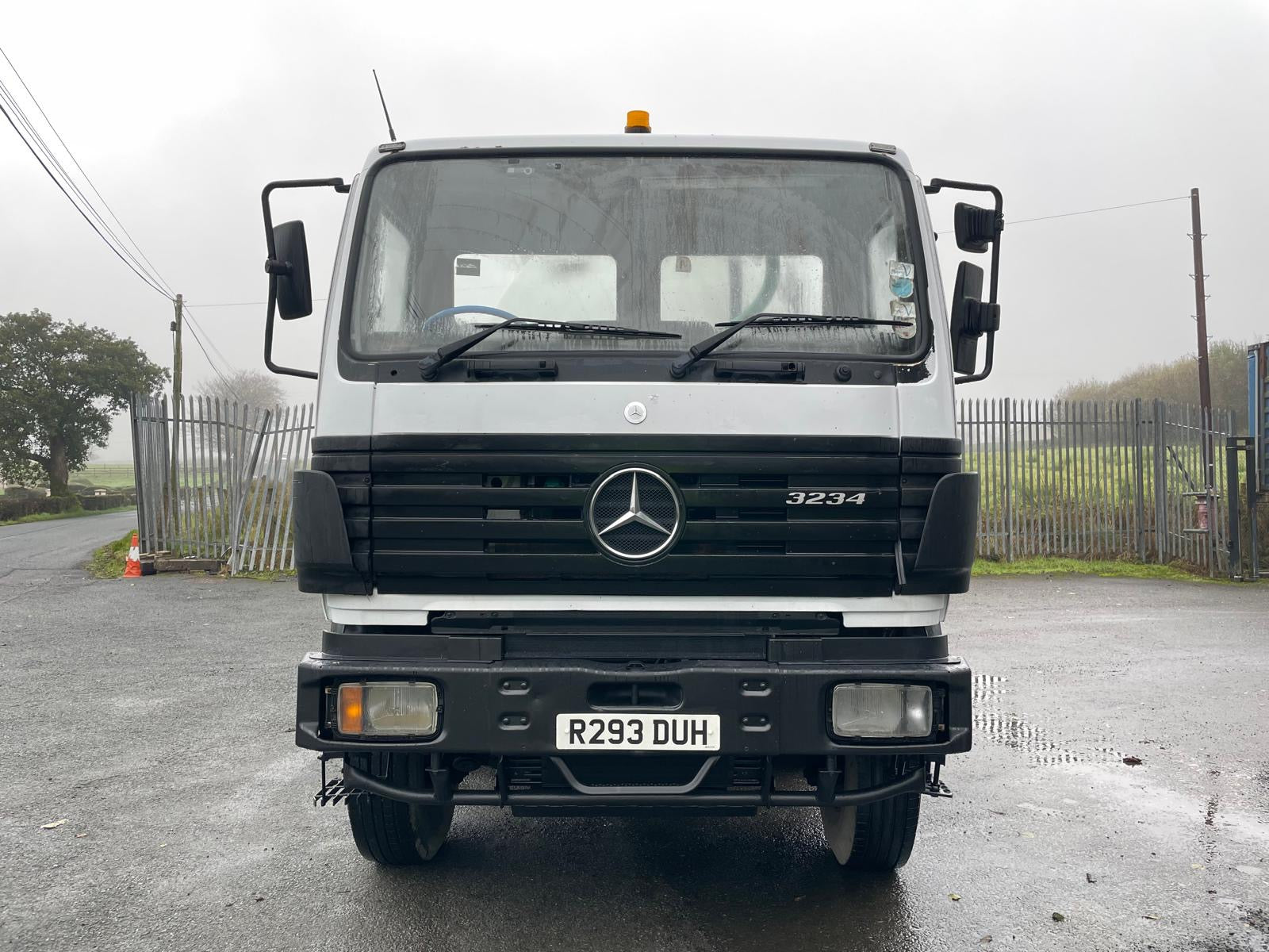 1998 Mercedes SK 3234 8x4 whale Vaccum Tanker – MSM Commercials
